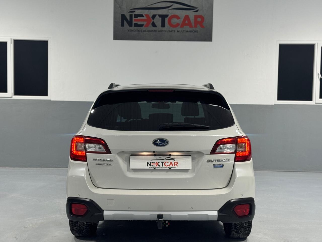 Subaru OUTBACK 2.0d Automatico 4x4 Gancio Traino !