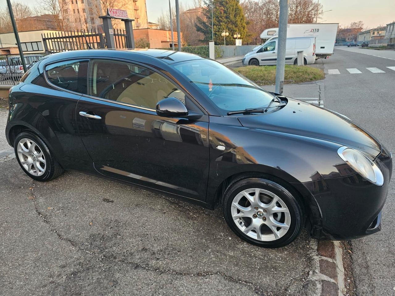 Alfa Romeo MiTo 1.4 105cv Distinctive *Neopatentati*