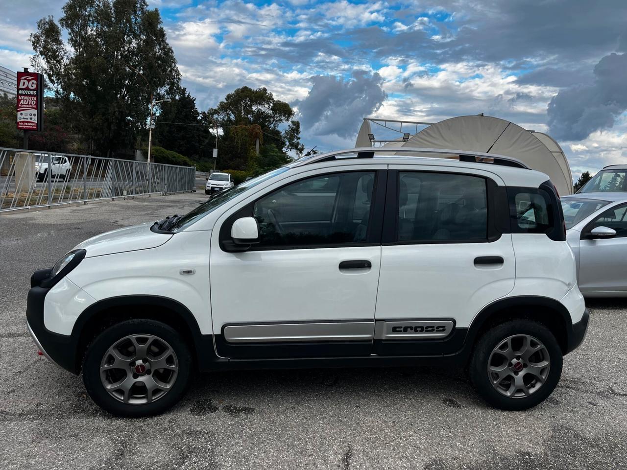 Panda Cross 1.3 MJT 80 CV LOUNGE 4x4