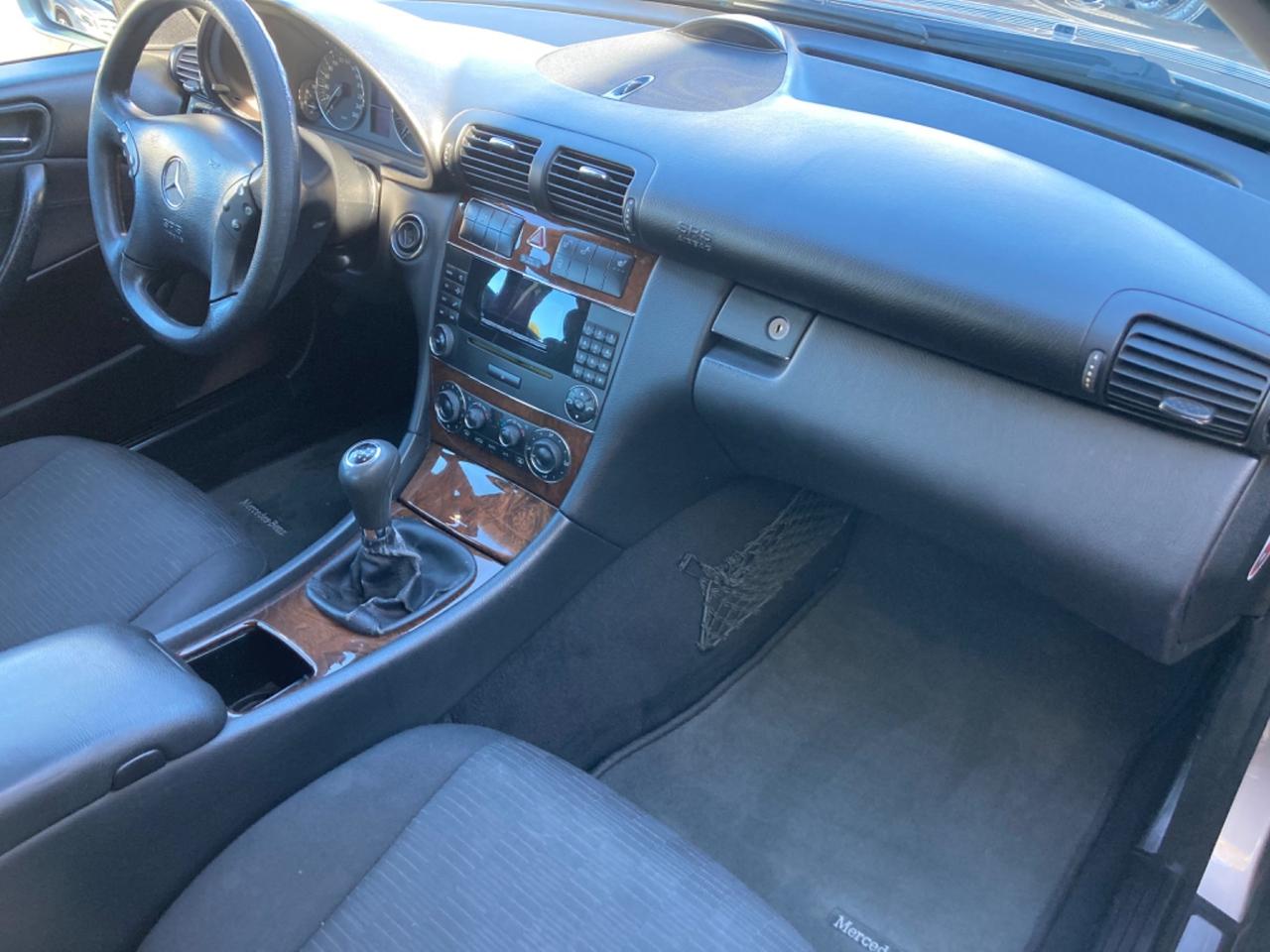 MERCEDES C BERLINA (GANCIO TRAINO) DA VETRINA