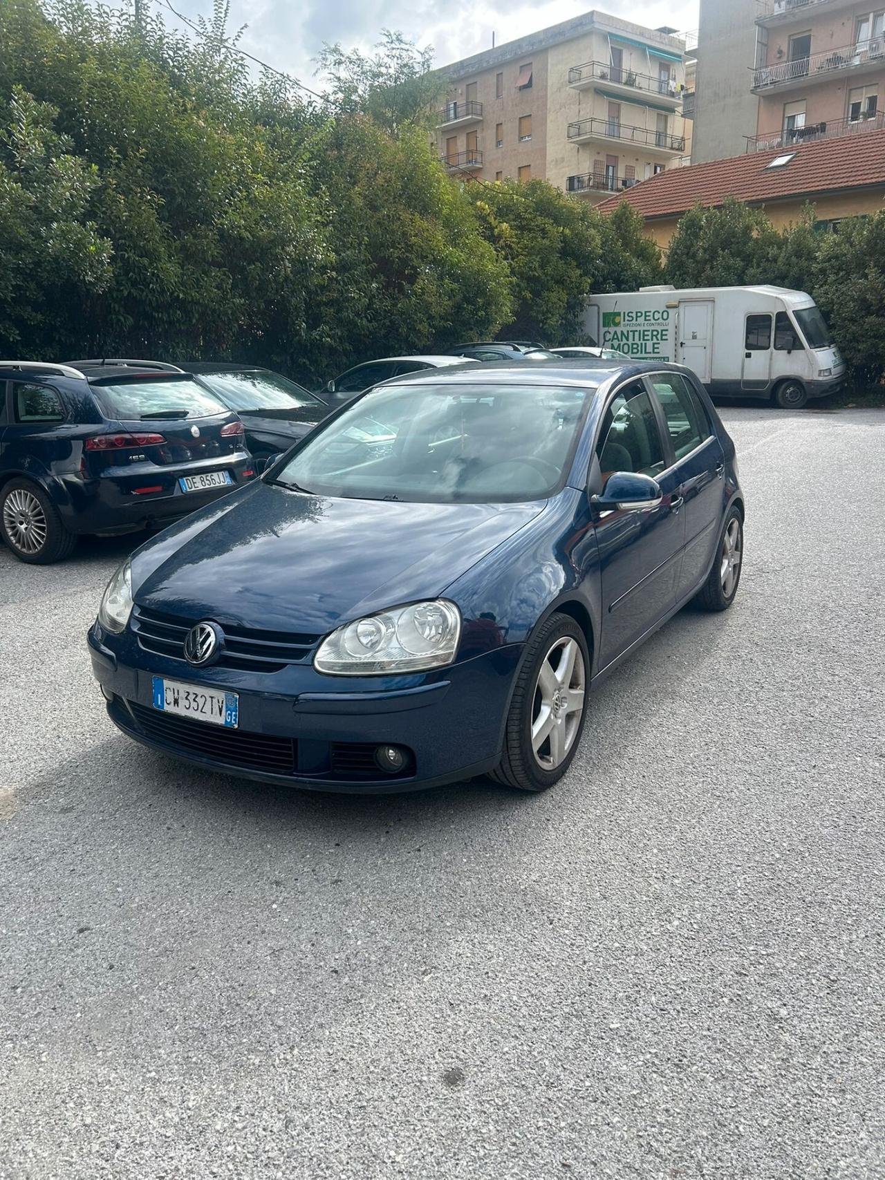 Volkswagen Golf 1.6 16V FSI 5p. Sportline