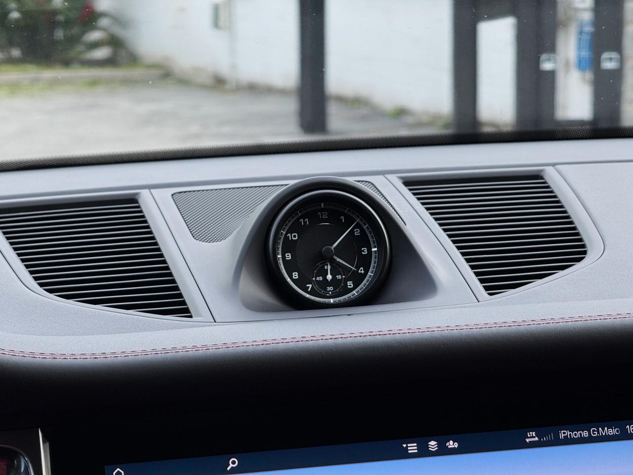 Porsche Macan 2.0 Turbo 265CV TETTO PASM 360