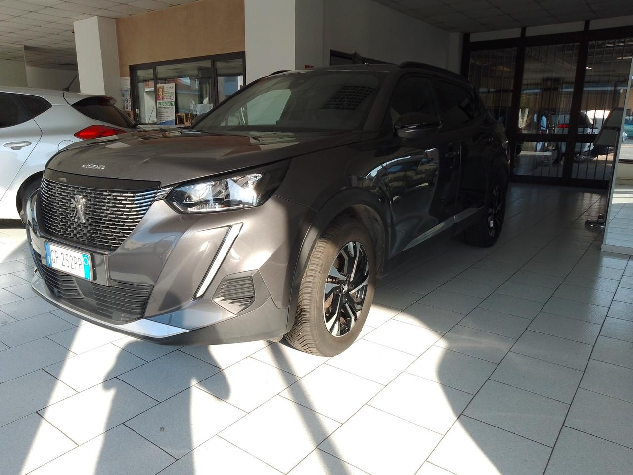 Peugeot 2008 PureTech 100 S&S Allure