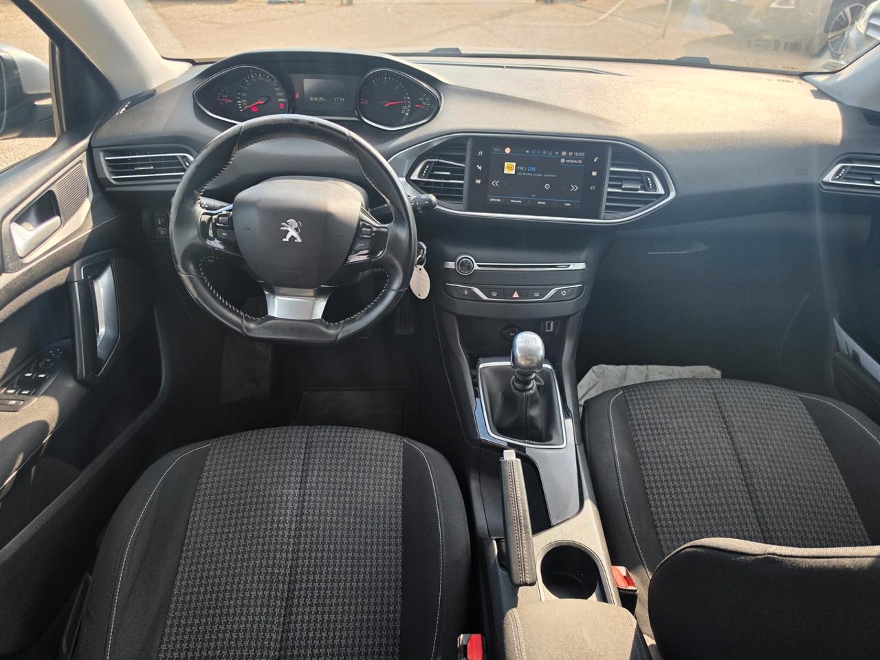Peugeot 308 BlueHDi 130 S&S Active ok neopatentati