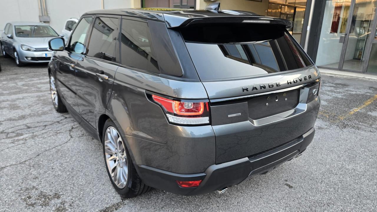 Land Rover Range Sport 3.0 TDV6 HSE Dynamic Edition Grey