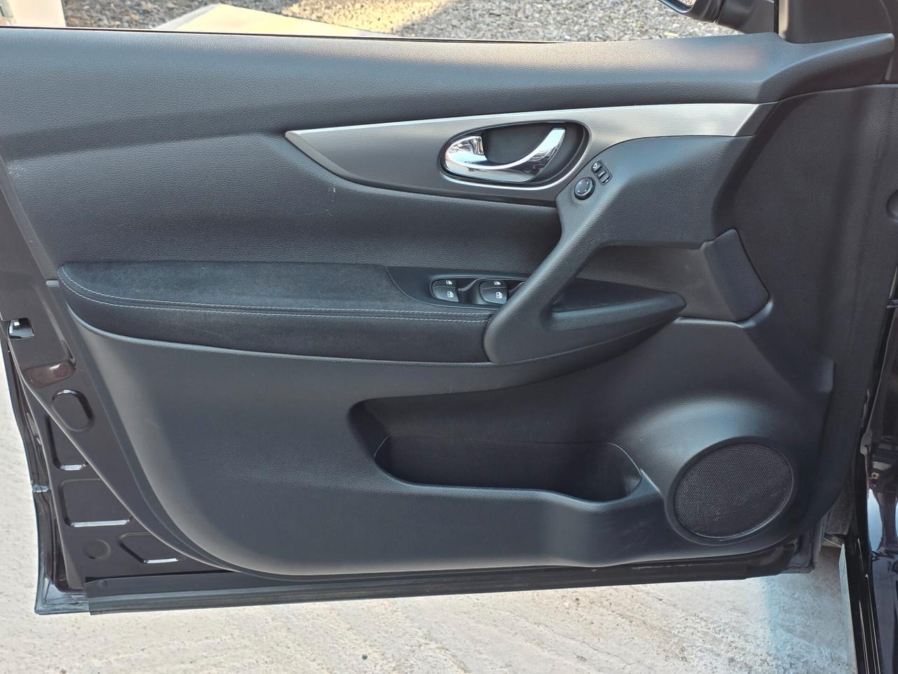 Nissan Qashqai 1.5 dCi N-Connecta PER NEOPATENTATO ZAMPOGNAUTO CT