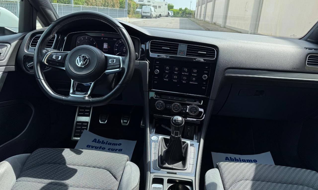 Volkswagen Golf 1.4 TSI 125 CV 5p. Sport R-line