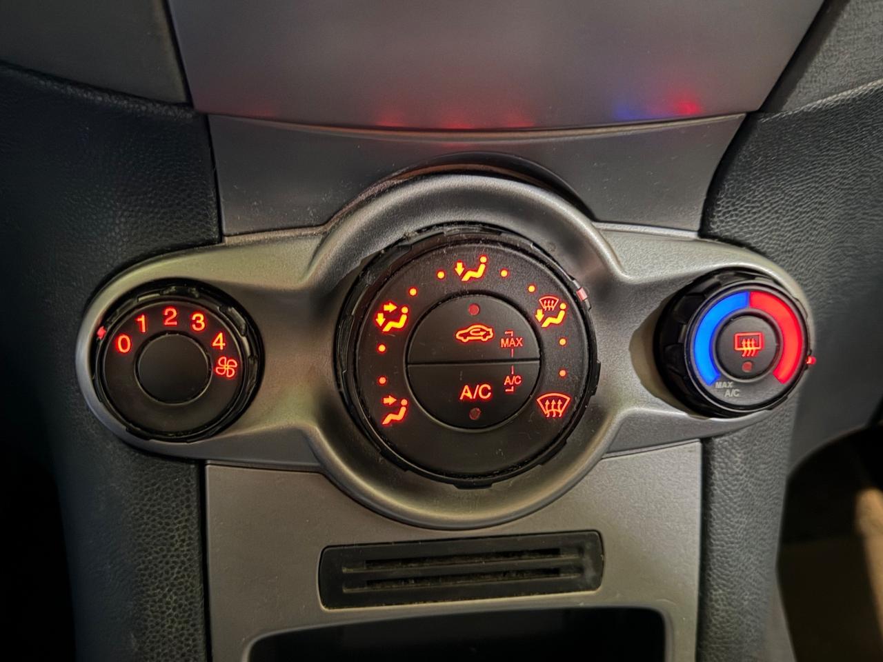 Ford Fiesta 1.2 60CV 5p. Titanium 2011