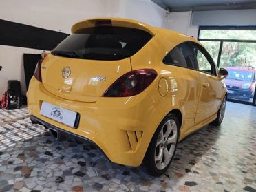 Opel Corsa 1.6 T 192CV 3 porte OPC