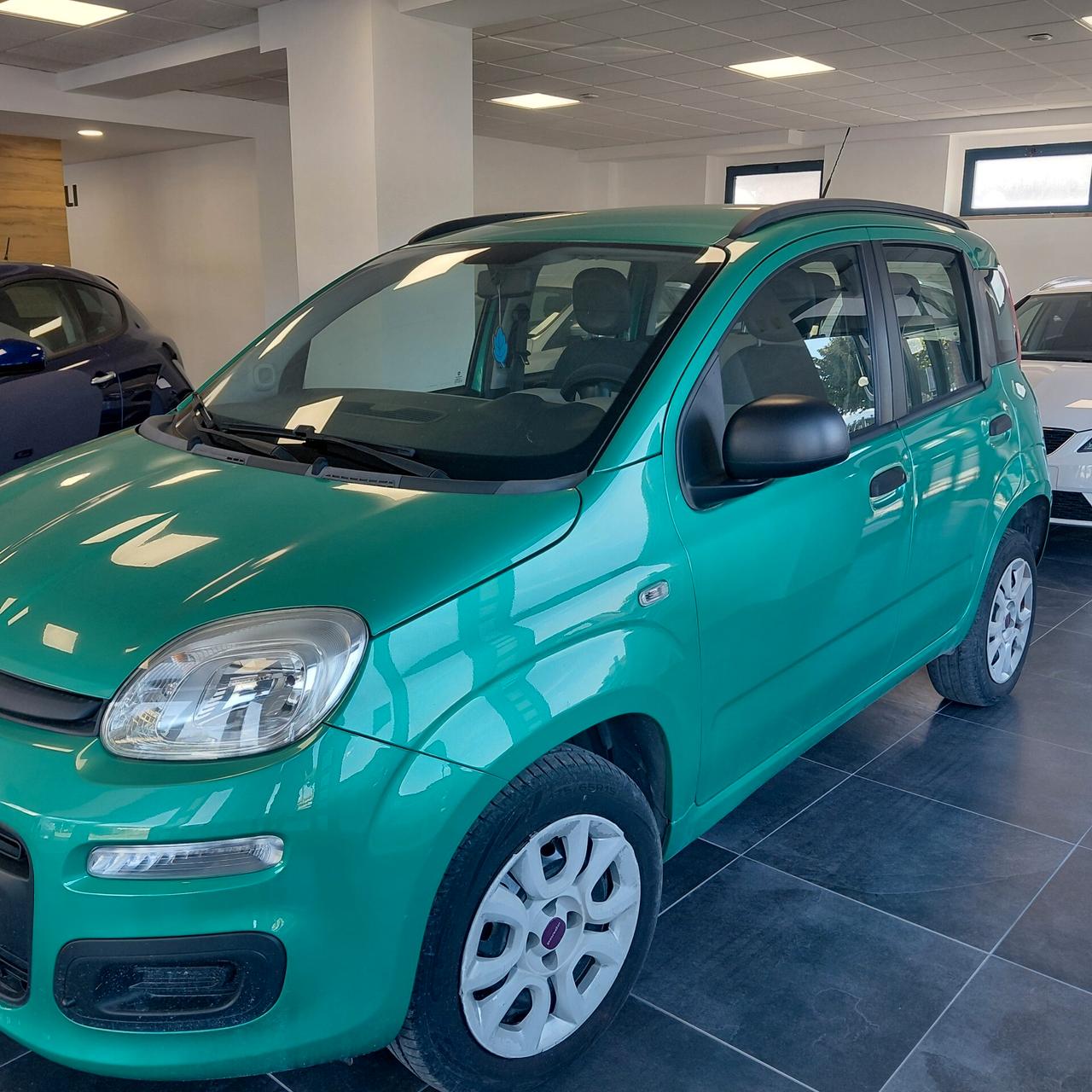 FIAT PANDA ANNO 2015 BZ METANO ADATTA NEOPATENTATI KM 173 MILA