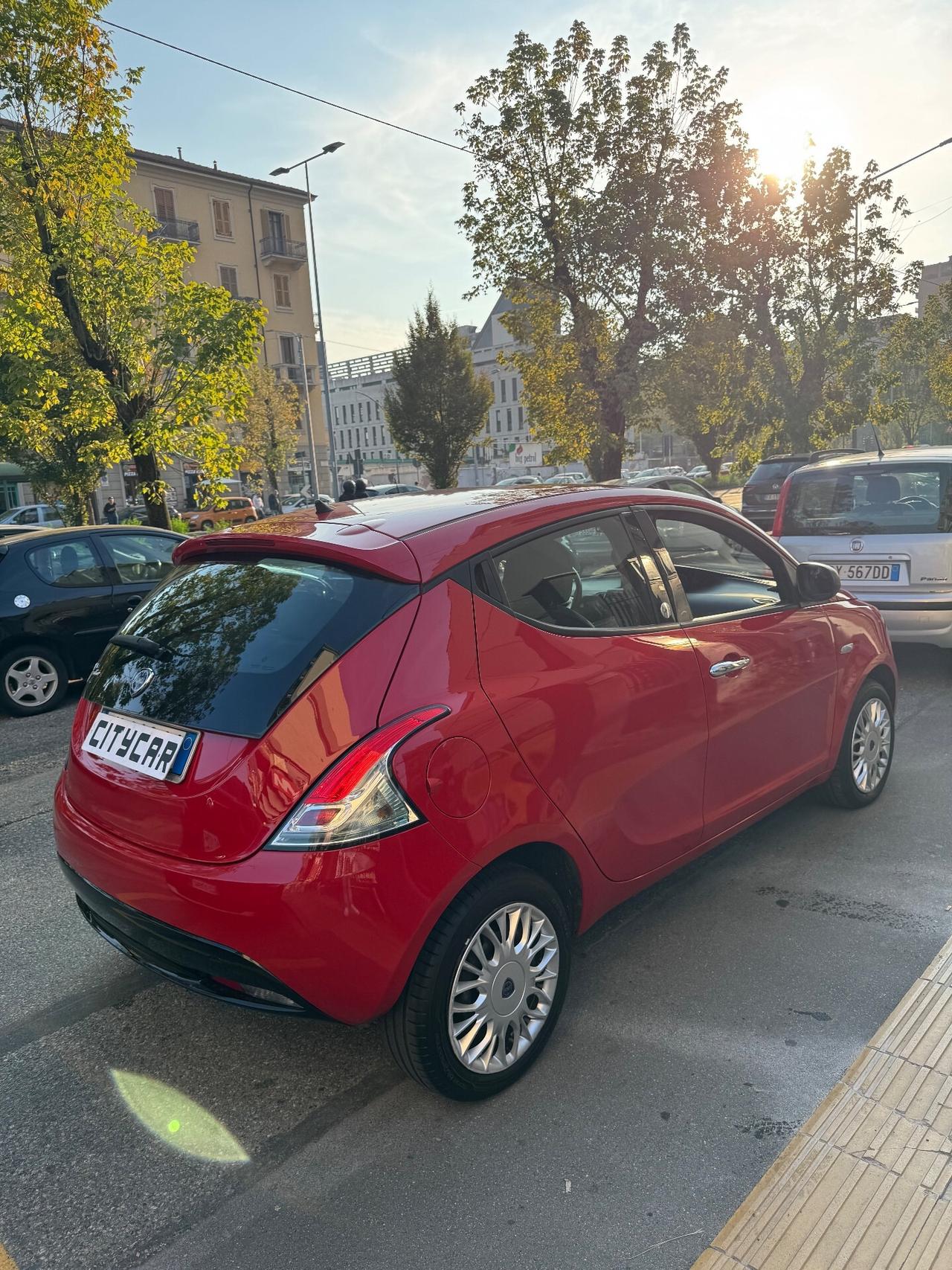 Lancia Ypsilon 1.2 69 CV GPL di casa Ecochic