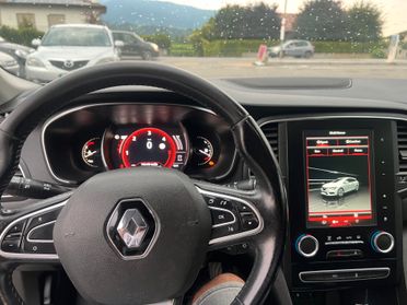 Renault Megane Mégane dCi 8V 110 CV EDC Energy Bose