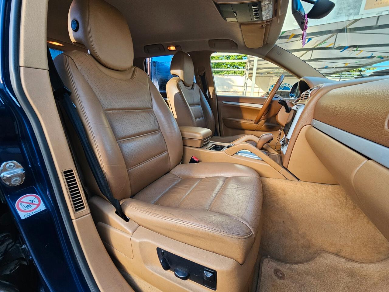Porsche Cayenne 3.2 V6 GPL