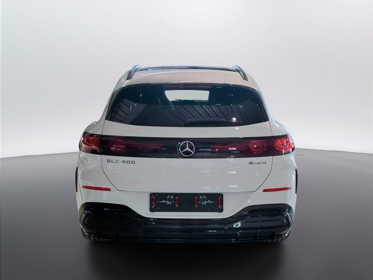 Mercedes-Benz GLC 400 4MATIC con tecnologia EQ