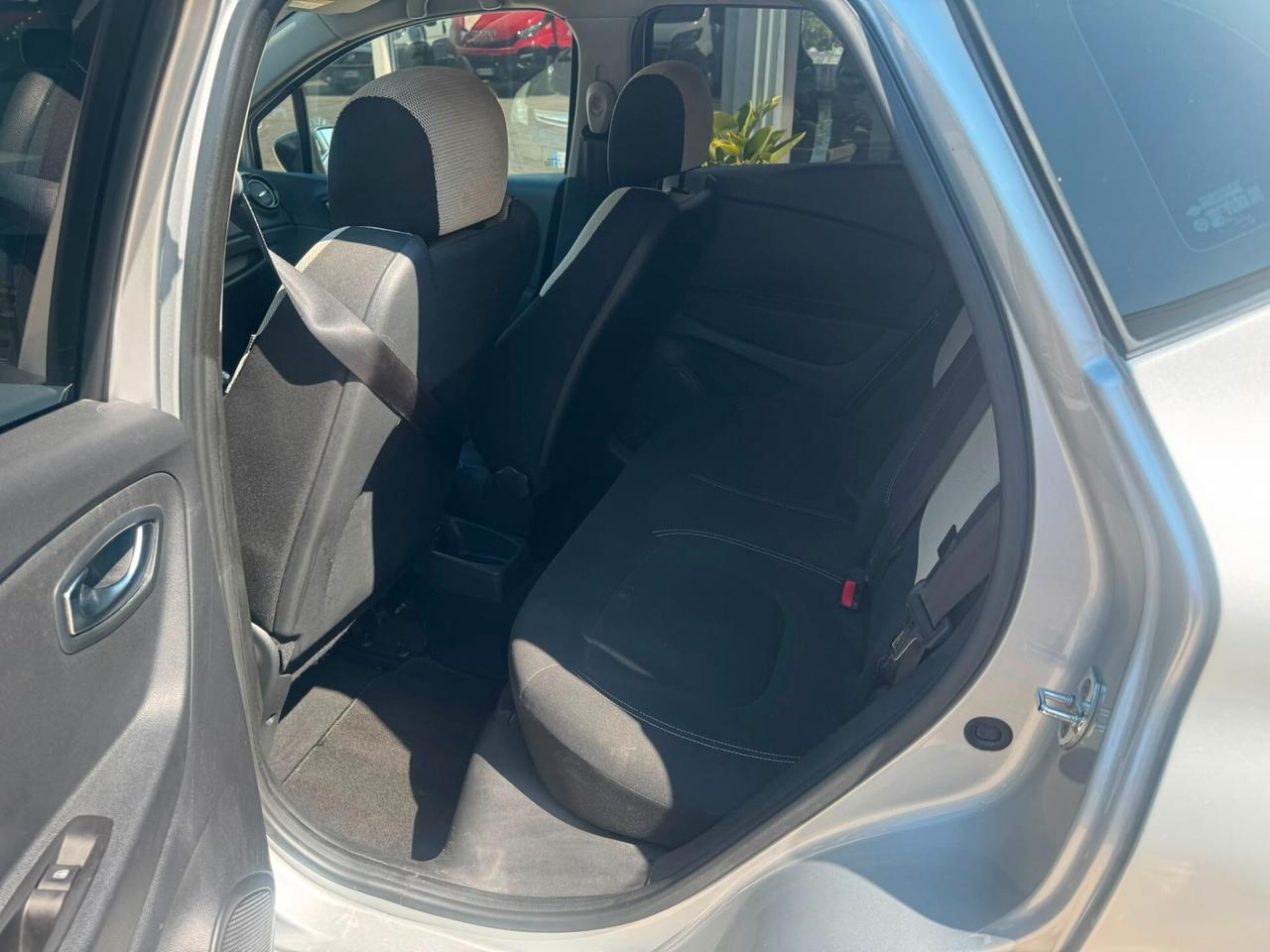 Renault Captur dCi 8V 90 CV EDC Sport Edition
