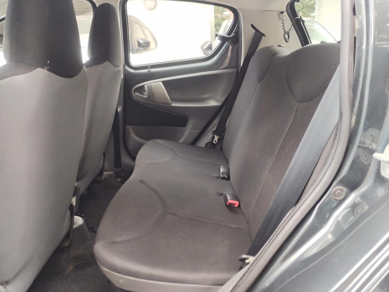 Toyota Aygo 1.0 12V VVT-i 5 porte Now