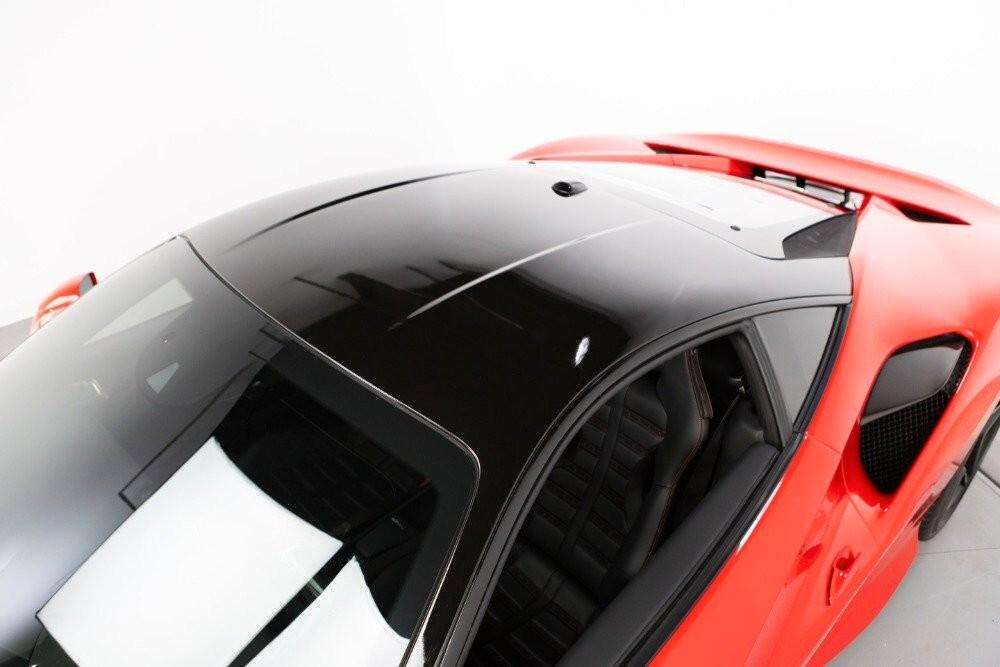 Ferrari F8 TRIBUTO LEASING FULL INCLUSIVE - NOLEGGIO LUNGO TERMINE