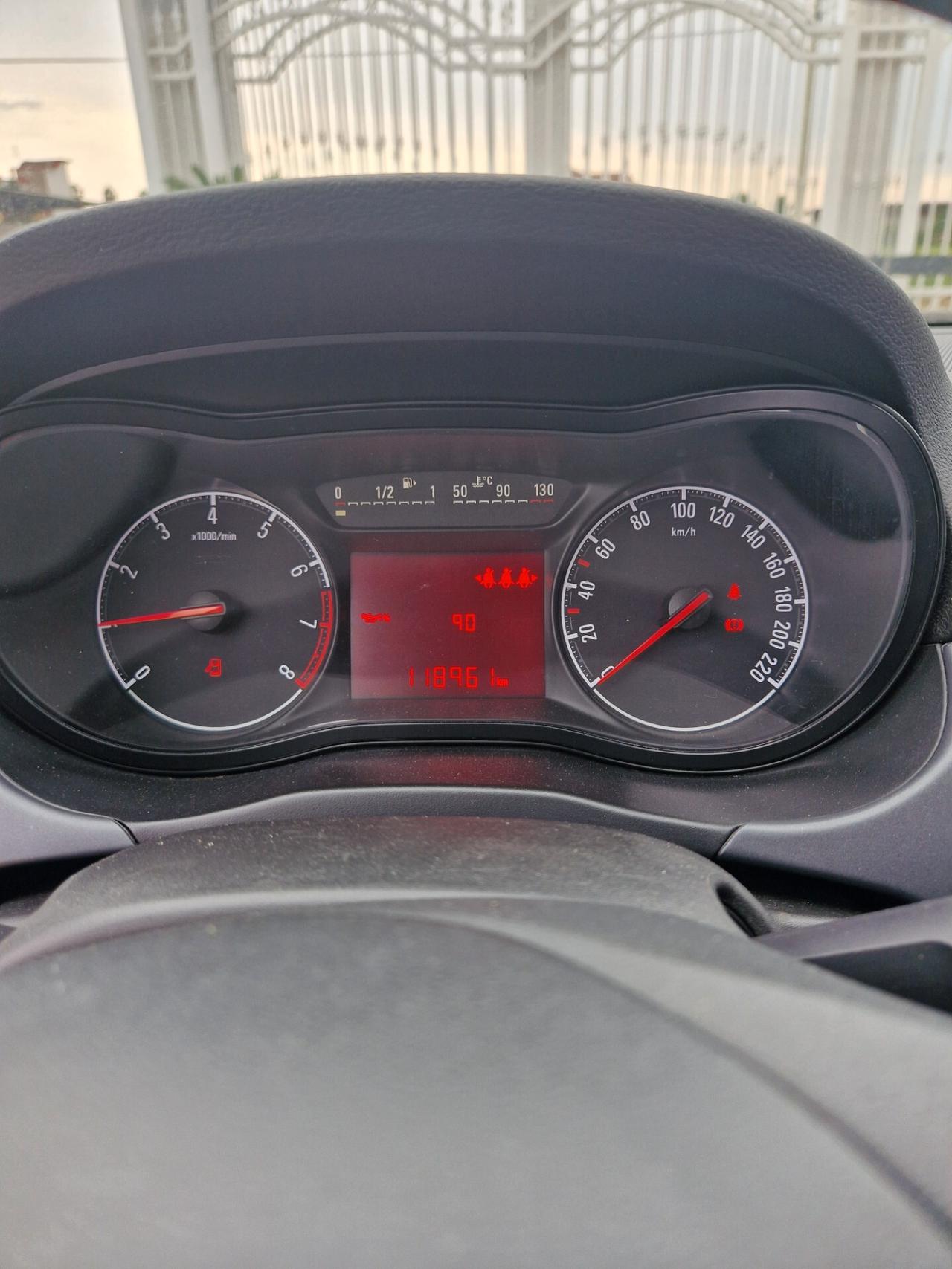 Opel Corsa 1.4 90CV GPL Tech 5 porte b-Color