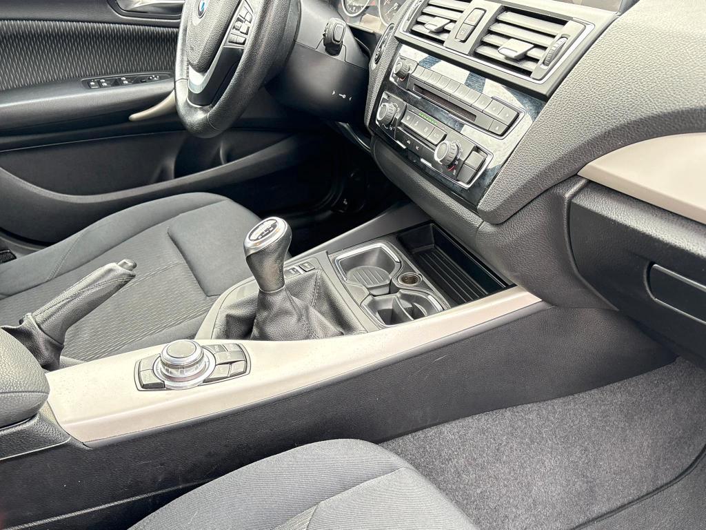 BMW Serie 1 5 Porte 116d Sport 5p OK NEOPATENTATI