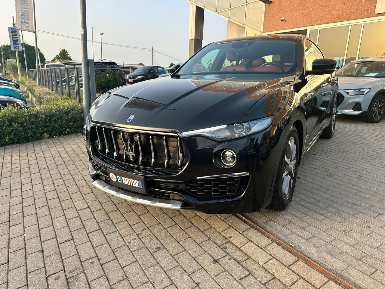 Maserati Levante V6 Diesel 275 CV AWD Granlusso