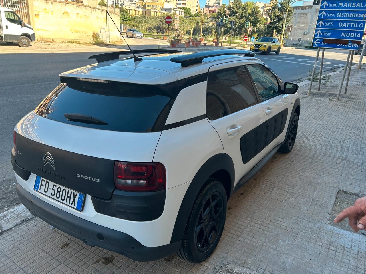 Citroen C4 Cactus BlueHDi 100 Shine
