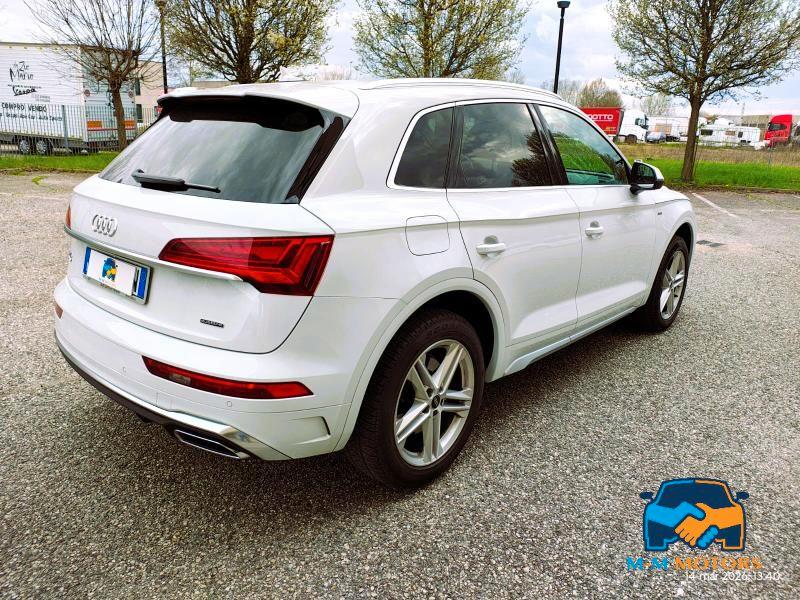 Audi Q5 40 2.0 tdi mhev 12V S line quattro s-tronic