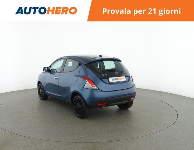 LANCIA Ypsilon 1.0 FireFly 5 porte S&S Hybrid Ecochic Silver