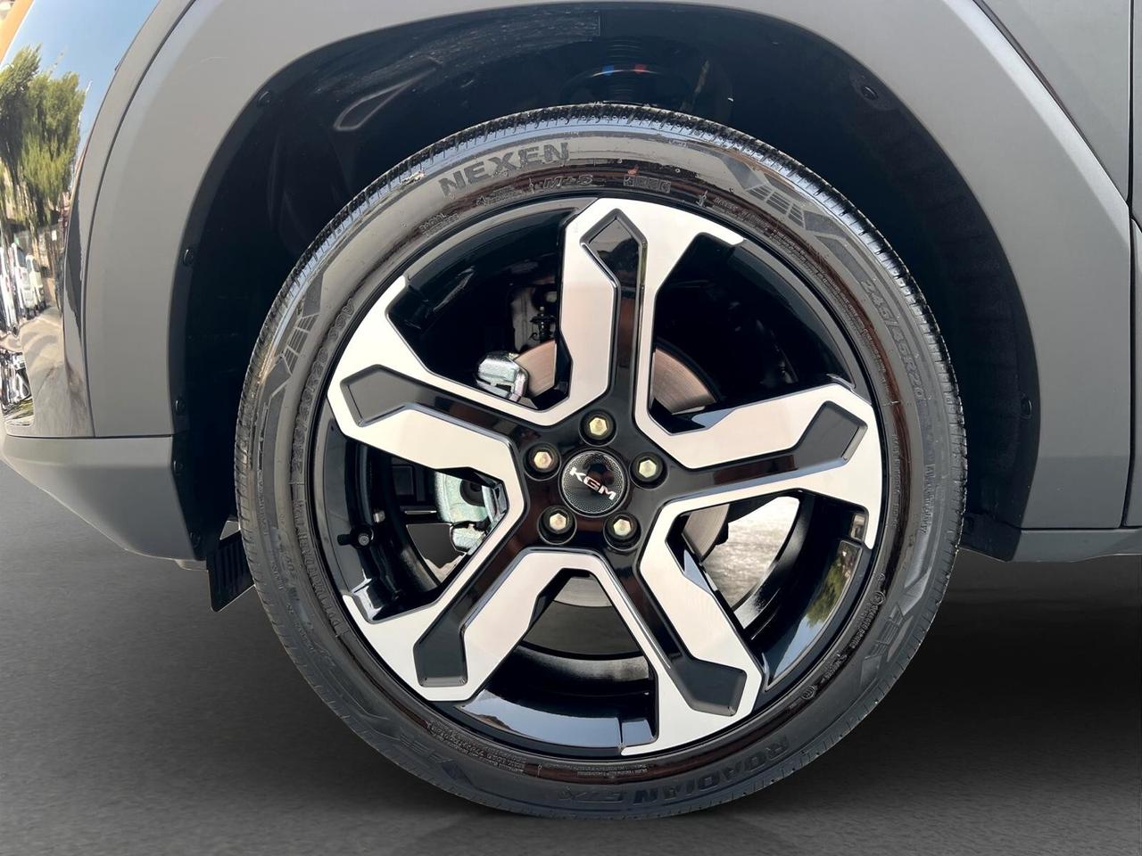 Kgm Torres Full Hybrid 204 CV K-Line
