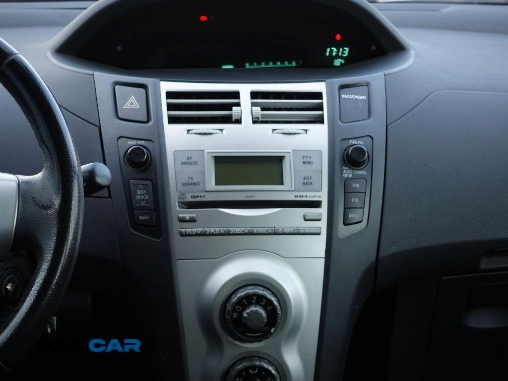 Toyota Yaris 1.0 5 porte Sol