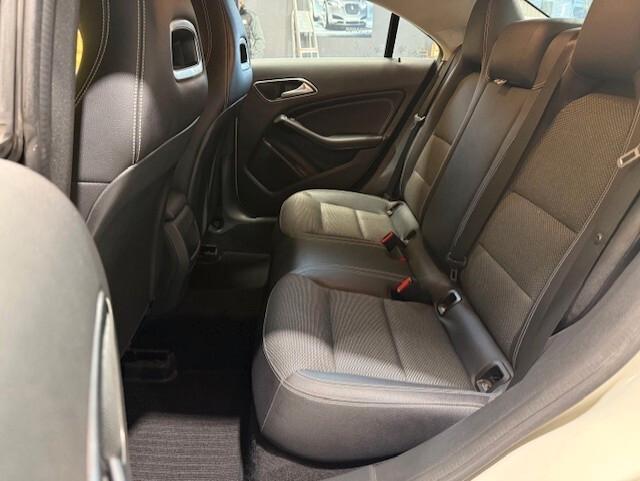 Mercedes-benz CLA 180 d Automatic Sport