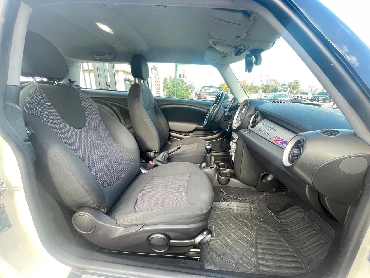 Mini 1.4 16V One Chili