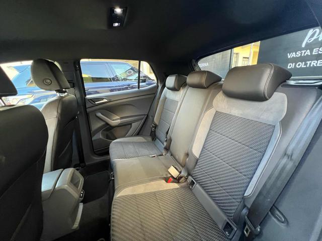 VOLKSWAGEN T-Cross 1.0 TSI 110 CV Sport R-Line