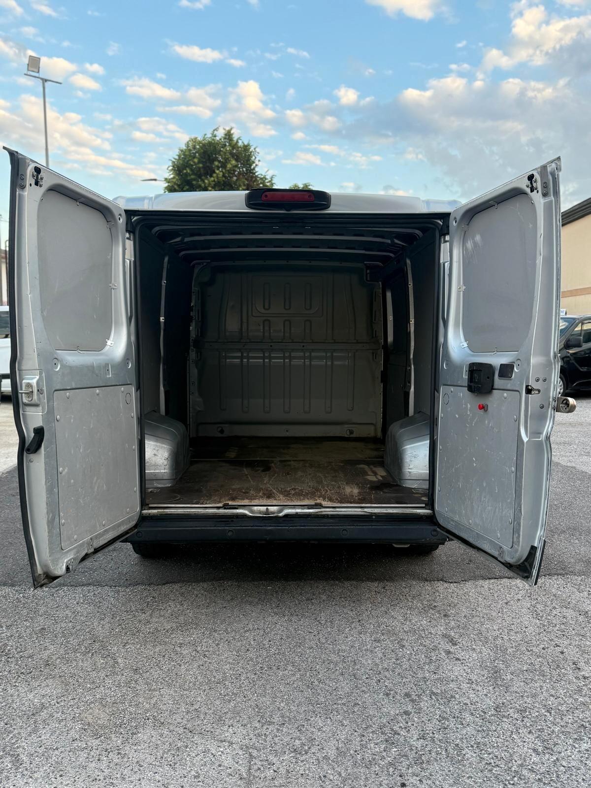 Peugeot Boxer 2.0 Blue-HDi 330 L1H1 Pro BlueHDi DUCATO /BOXER / JAMPER