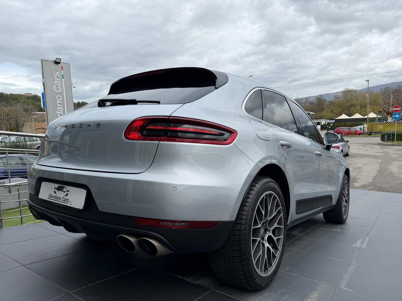 Porsche Macan 3.0 S Diesel 250cv in garanzia