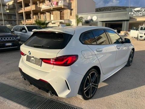 Bmw 118 118d 5p. Msport