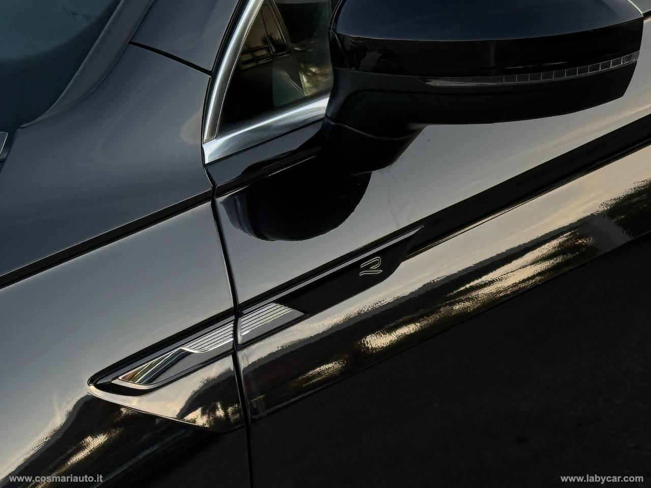 VOLKSWAGEN Tiguan 2.0 TDI 150CV DSG R-Line 2023 LUCI AMBIENTE
