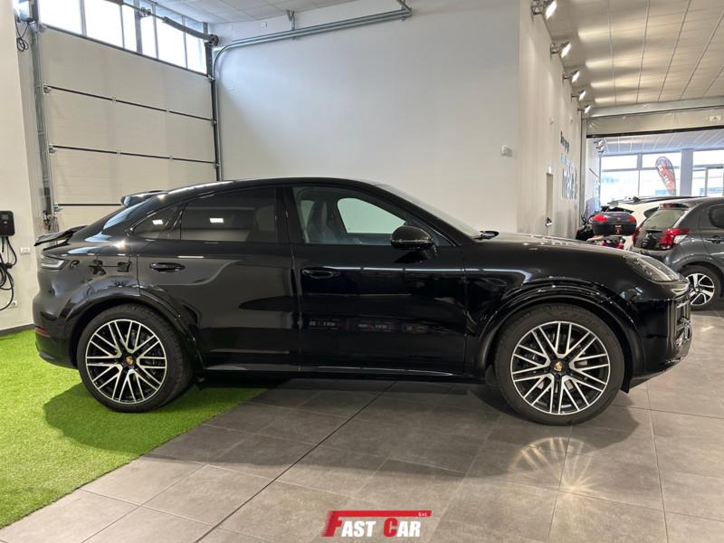 Porsche Cayenne 3.0 V6 E-Hybrid Platinum Edition Tiptronic