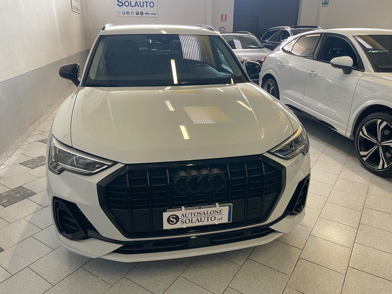 Audi Q3 35 TDI S tronic line Black Telec.