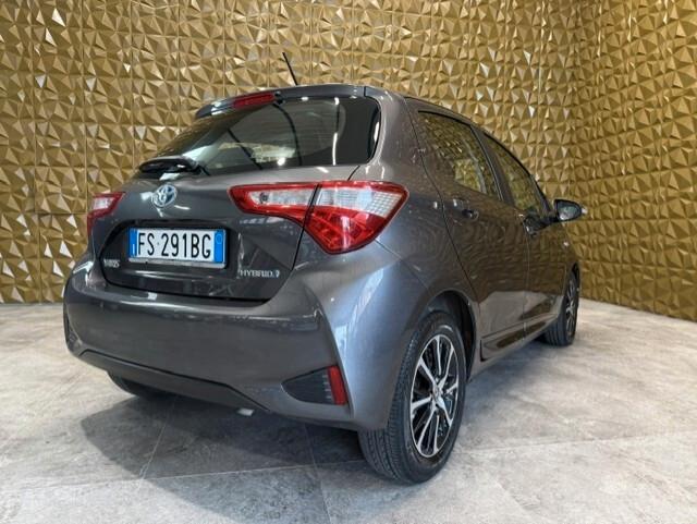 Toyota Yaris 1.5 Hybrid 5 porte Cool