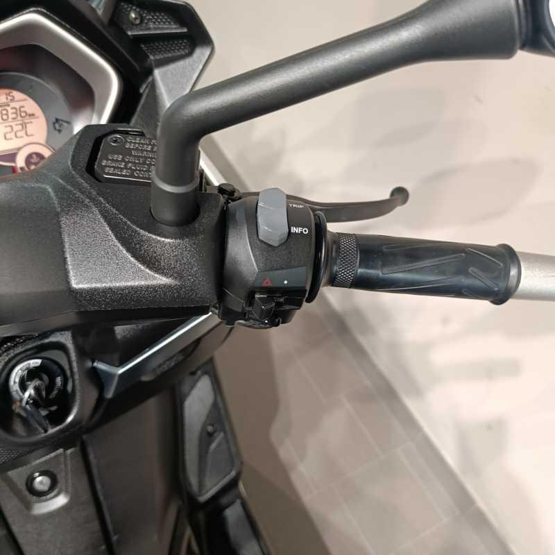 Yamaha X-Max 250 - 2014