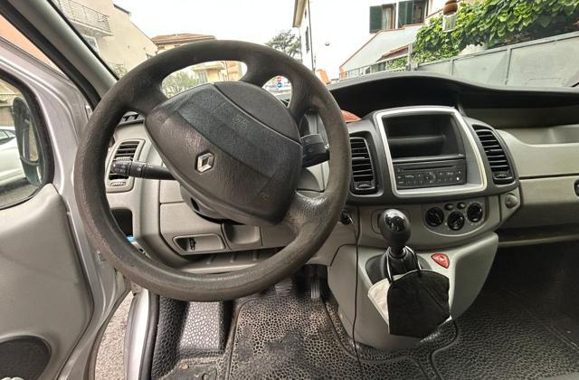 RENAULT Trafic T27 2.0 dCi/115 PC-TN Passenger DPF
