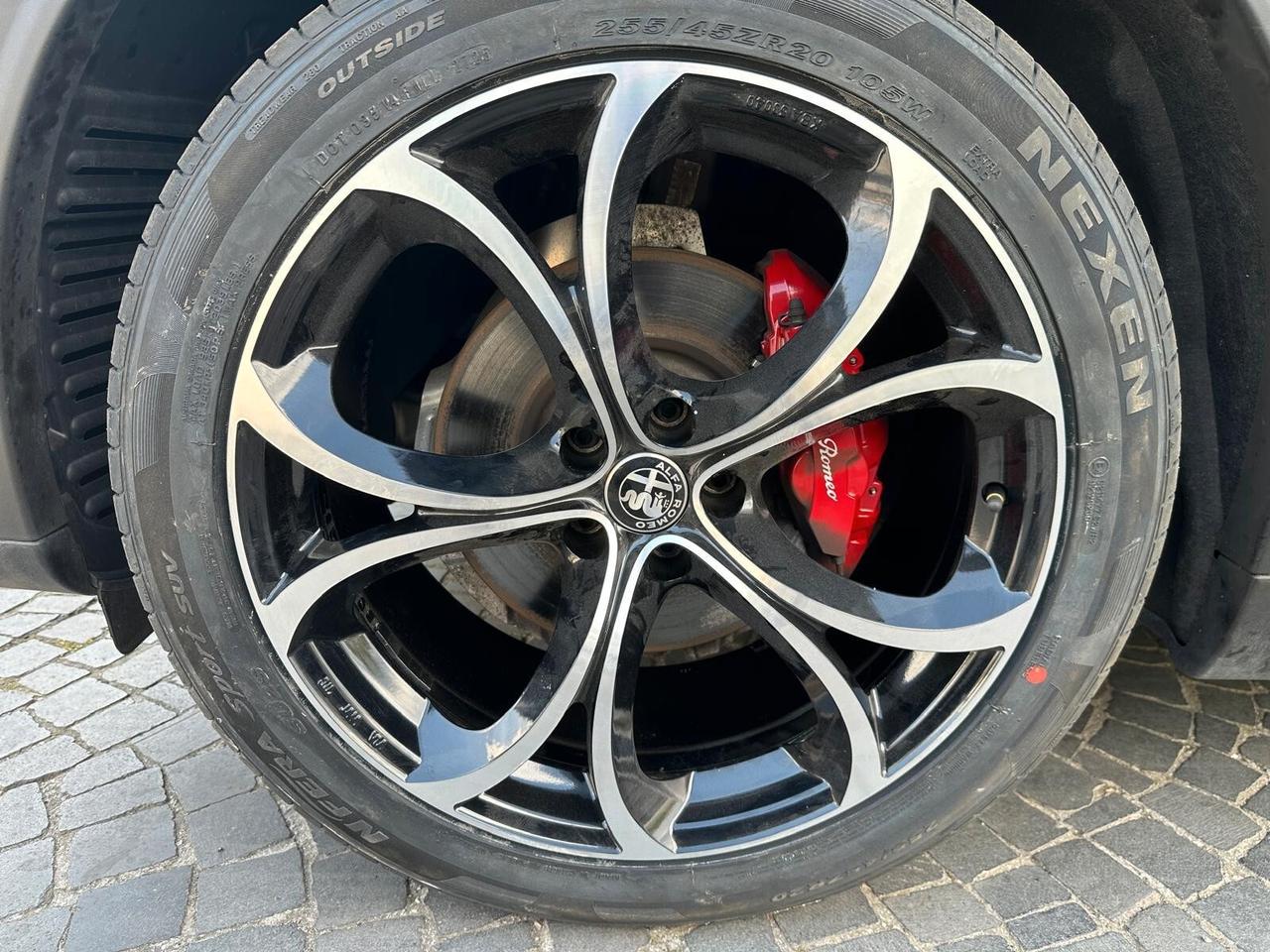 Alfa Romeo Stelvio 2.2 Turbodiesel 190 CV AT8 Q4 Business