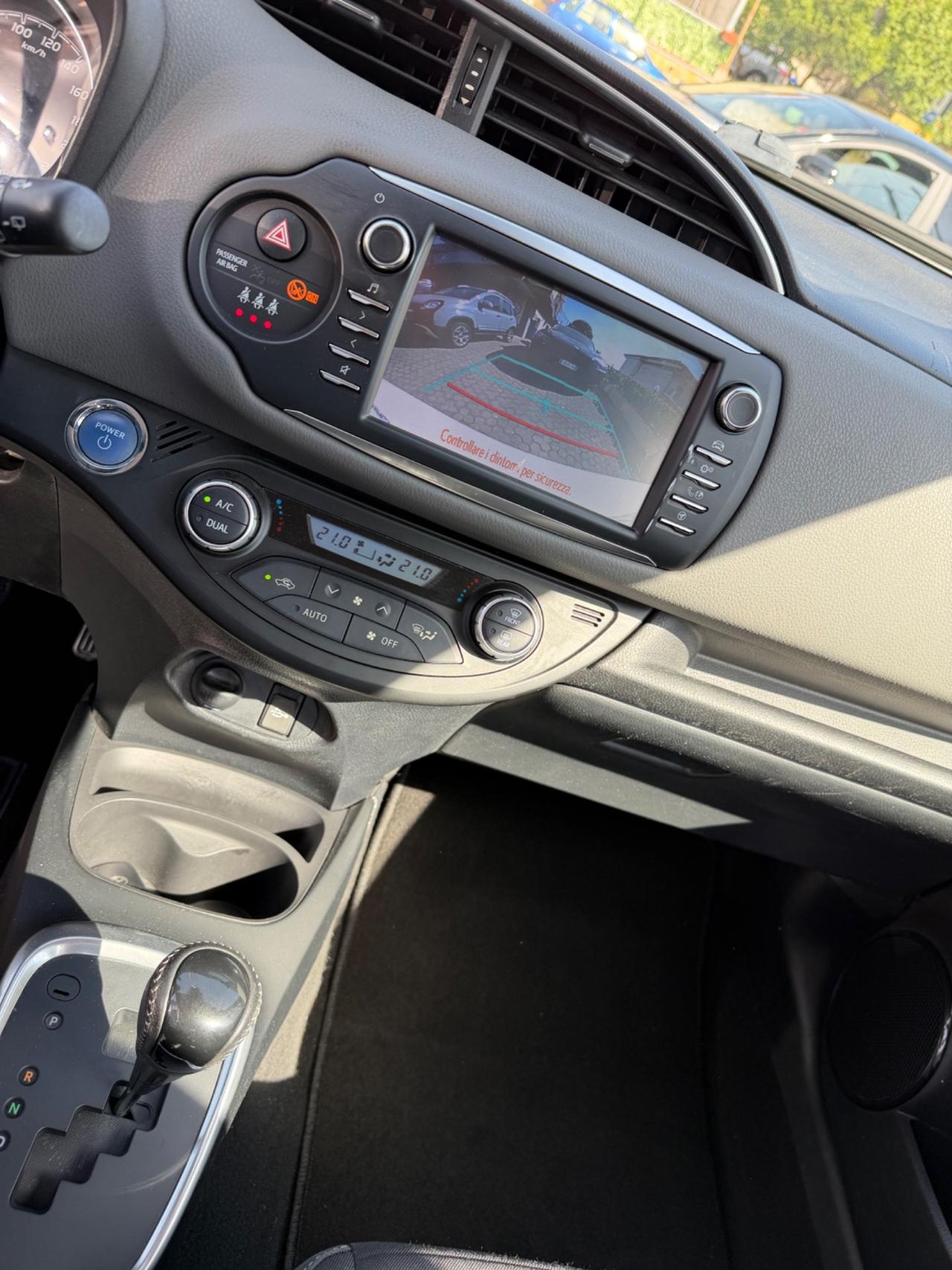 Toyota Yaris 1.5 Hybrid 5 porte Active