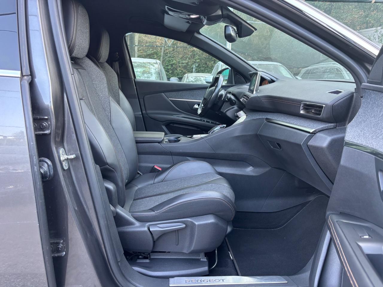 Peugeot 3008 BlueHDi 130 S&S EAT8 GT Line