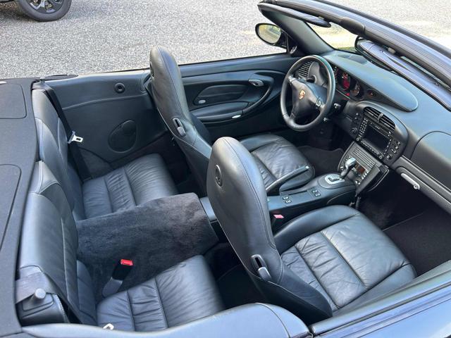 PORSCHE 996 Carrera 4S cat Cabriolet