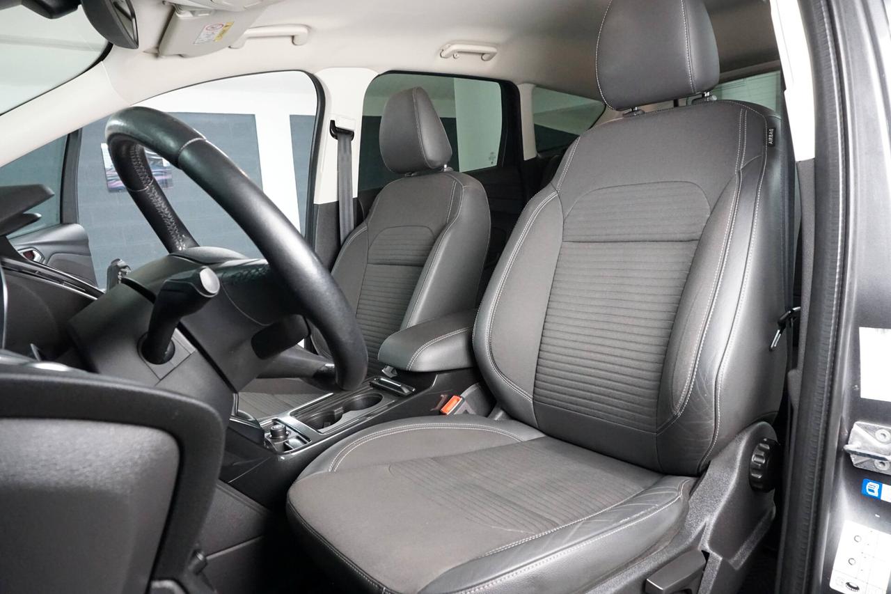 Ford Kuga 2.0 TDCI 150 CV S&S 2WD Titanium