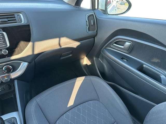 Kia Rio 5p 1.1 crdi Cool E6