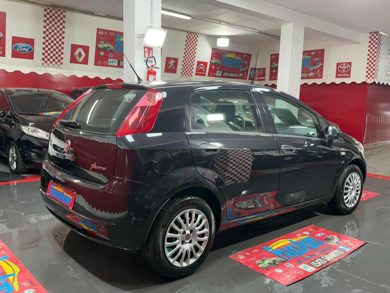 Fiat Punto 1.2 69cv 5 porte Lounge - 2013