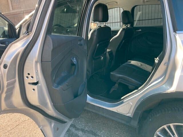 Ford Kuga 2.0 TDCI 140 CV 4WD cambio automatico OK NEOPATENTATI
