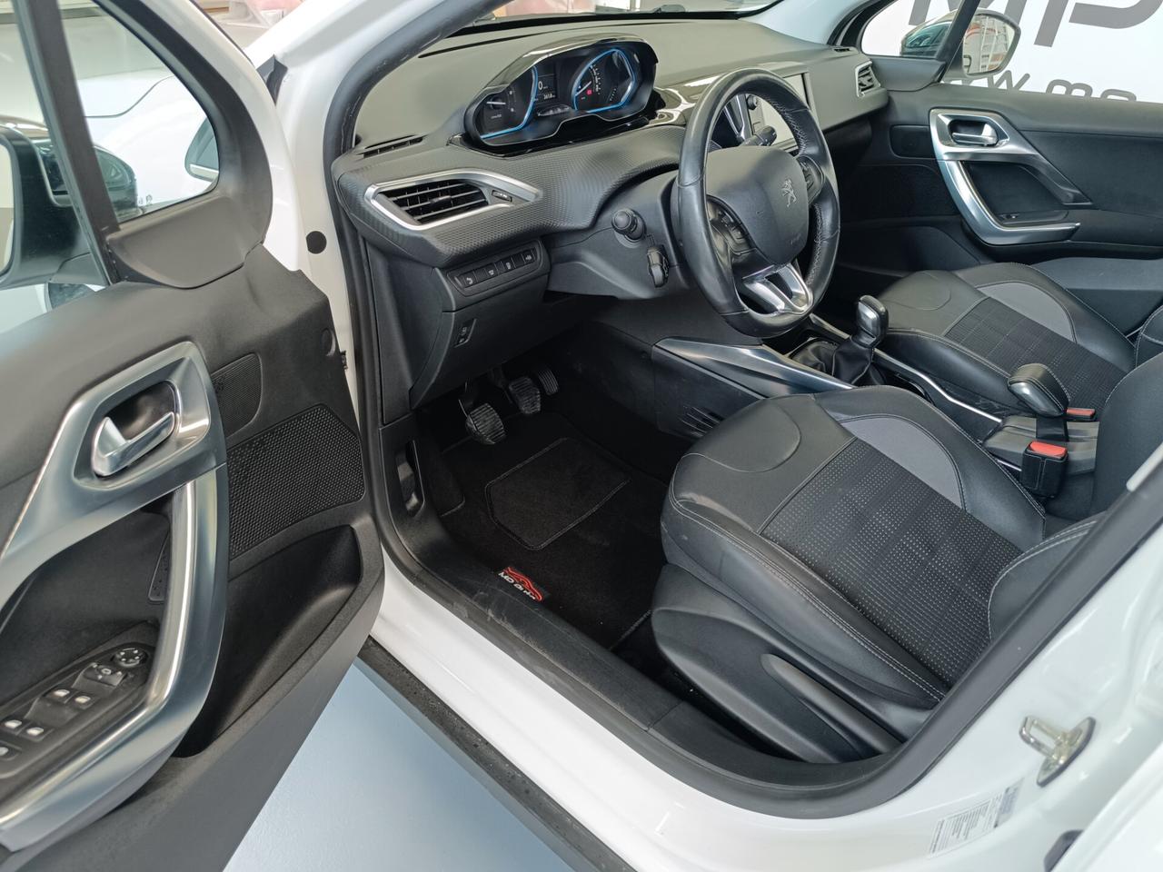 Peugeot 2008 1.6 e-HDi 92 CV Stop&Start Allure